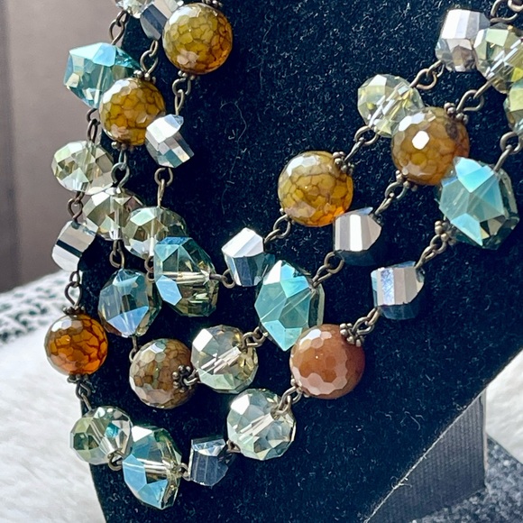 SPARKLY AB CRYSTALS with Multi Beaded Three Tier Nexklace - Picture 3 of 8